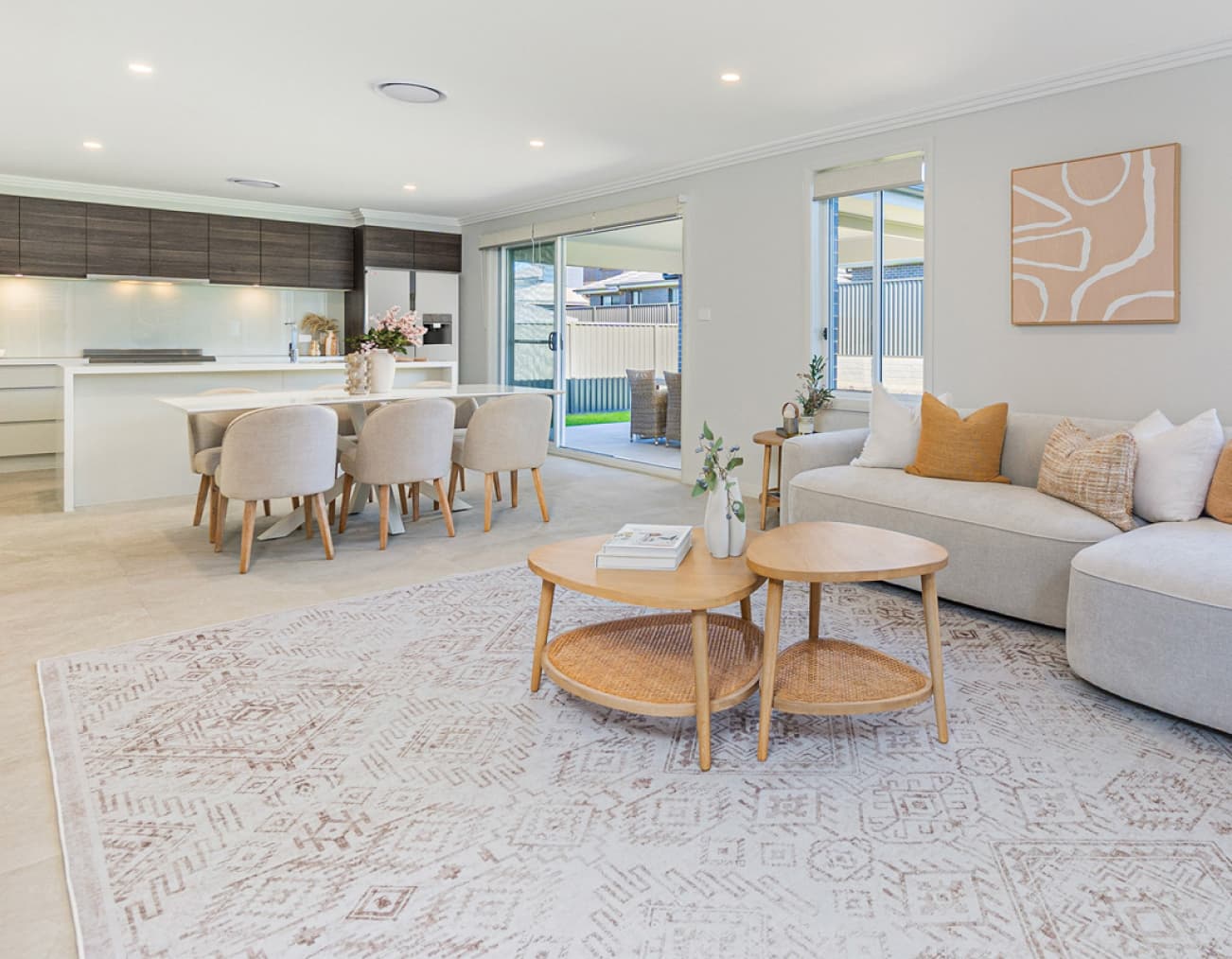 Healine Image 651 x 507 Sept 25 200pc