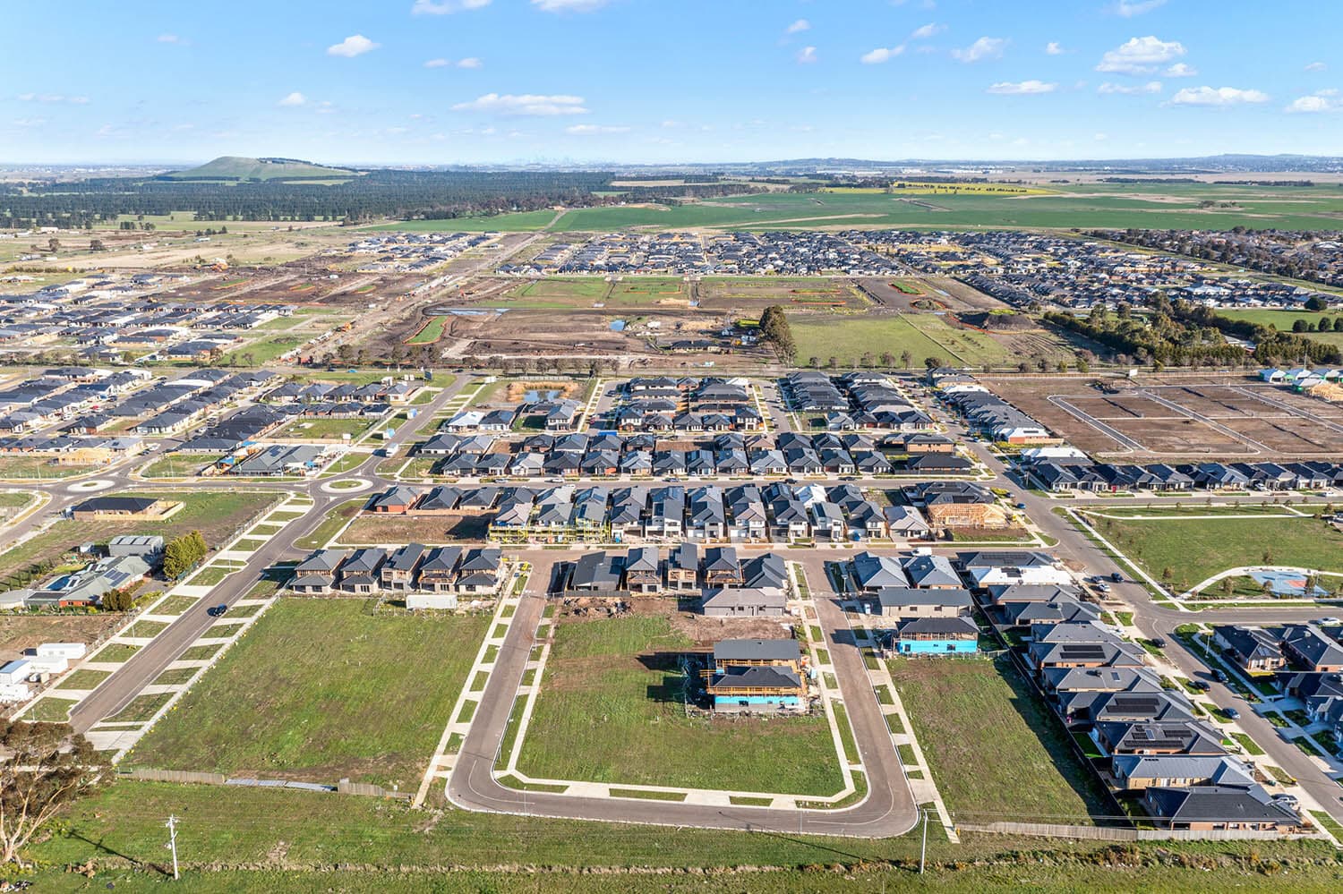 ALKYRA BEVERIDGE 0806 LR